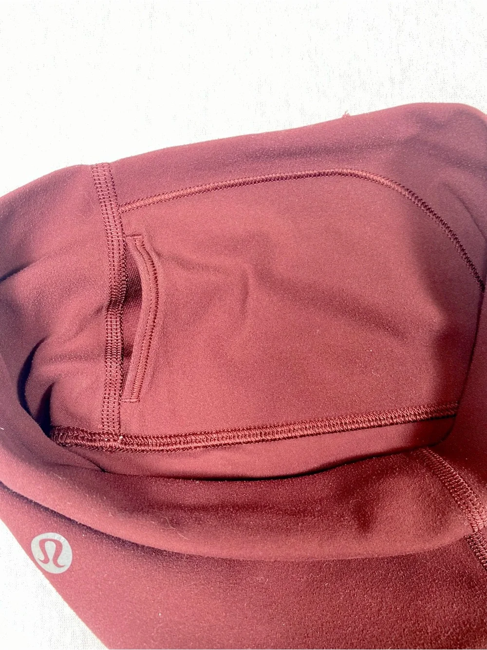 lululemon Women's Burgundy High Rise Biker Shorts Knit Stretch 8